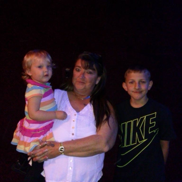 Meet your Posher, Patsy - Picture 1 of 1